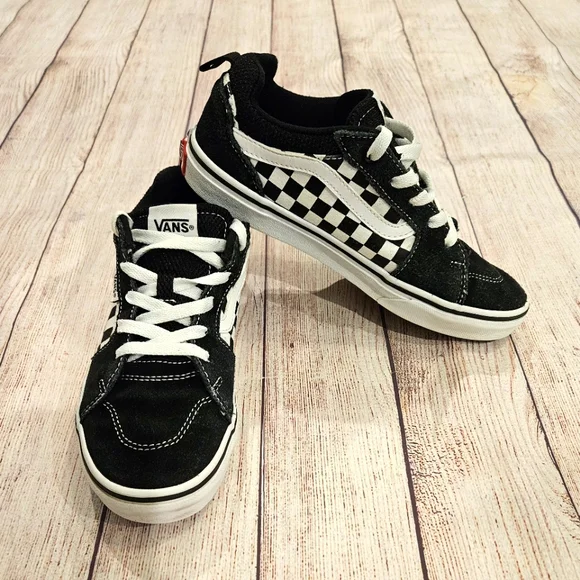 Vans Filmore Checkerboard Youth Size 5 Skate shoe - Picture 1 of 7